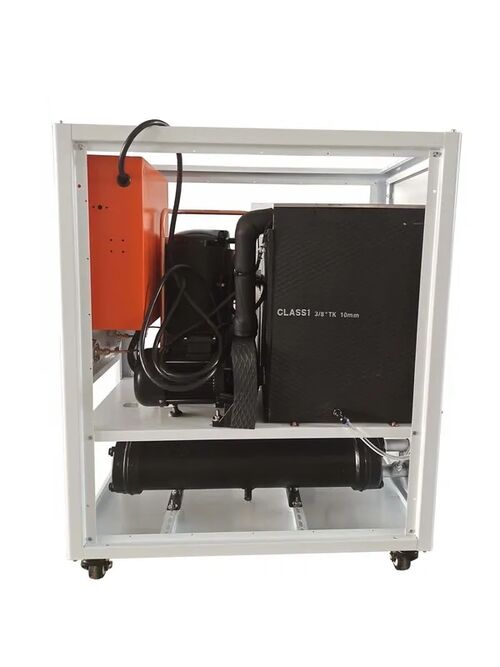 dernières nouvelles de l'entreprise concernant Gérer les problèmes de refroidissement continu à des températures ambiantes élevées: refroidisseurs industriels refroidis à l'eau au Moyen-Orient