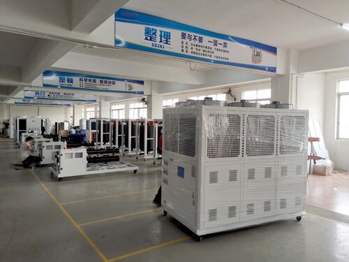 dernières nouvelles de l'entreprise concernant Considérations relatives à la stabilité des systèmes de refroidissement industriels opérant dans des environnements à haute température du Moyen-Orient