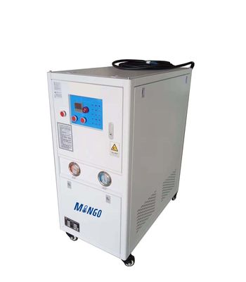 Un bon prix. Machine intégrée à haute et basse température refroidie à l'eau 3HP 8251Kcal/Hr Capacité de refroidissement en ligne